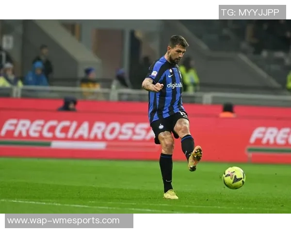 LNG在s15电竞王者荣耀赛季中的防守策略分析与成效评估