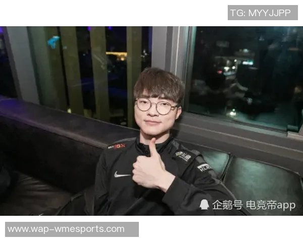 深入解析FPX在DOTA2比赛中的防反策略与战术运用 深入解析FPX在DOTA2比赛中的防反策略与战术运用