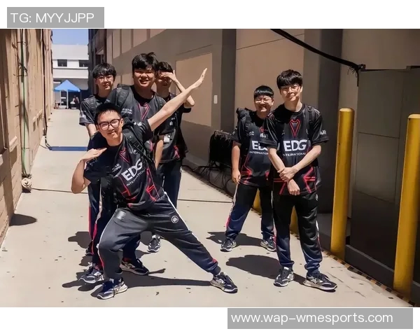 电竞数据职业联赛积分榜更新EDG以71分稳居榜首展现强劲实力